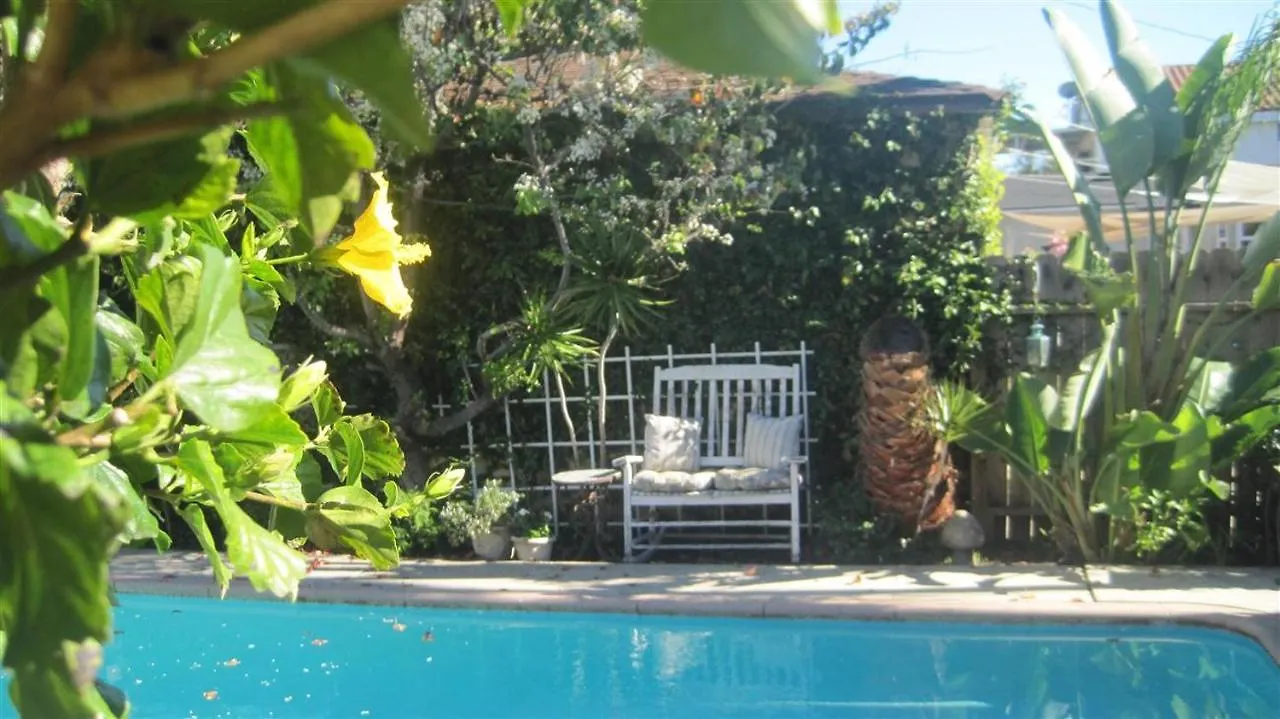 Apartment Culver City Escape With Pool, Near Disneyland Park! Los Angeles