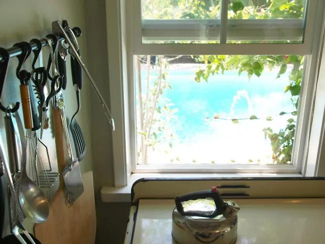 Apartment Culver City Escape With Pool, Near Disneyland Park! Los Angeles