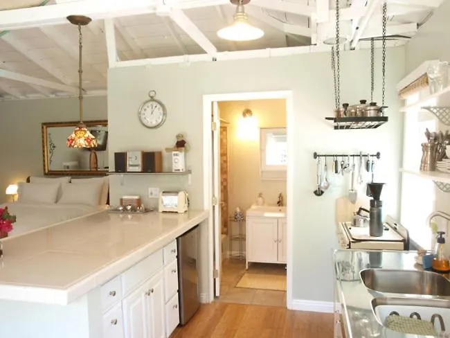 Culver City Escape With Pool, Near Disneyland Park! Los Angeles Apartment